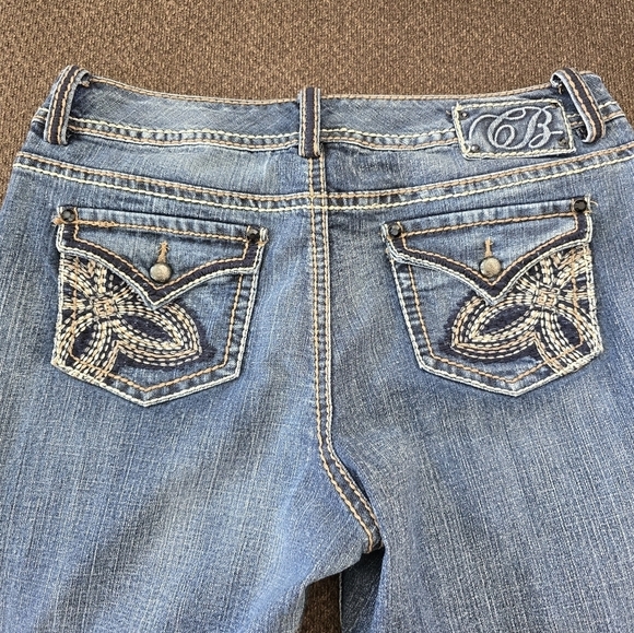 Code Bleu Jeans Womens 14 Mid Rise Blue Capri Fit 36×22 Stretch Pockets Slits - Picture 13 of 15